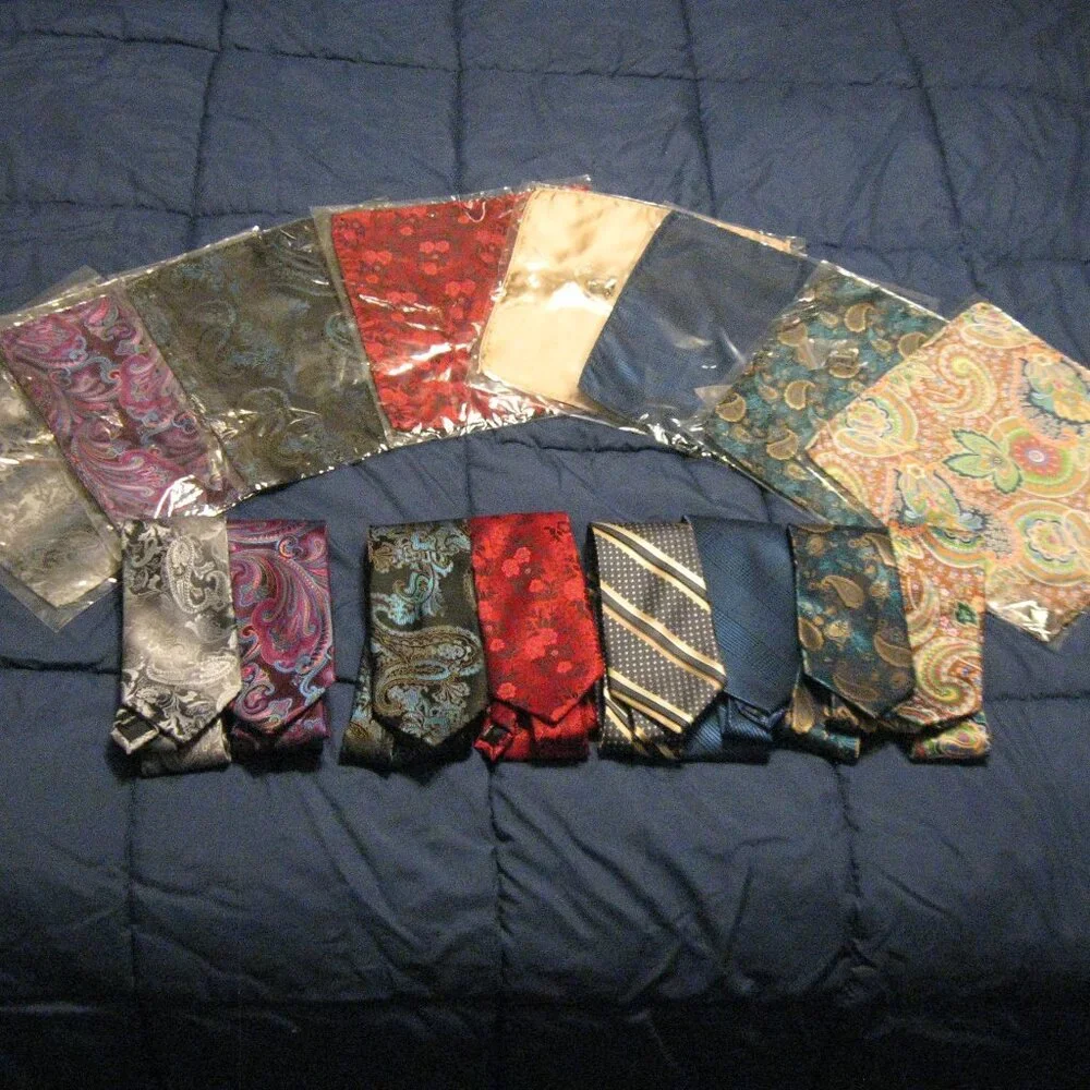 "Twenty Dollar Tie" Extra-Long Men's Tie with Pocket Square and Cuff Links - Picture 1 of 10